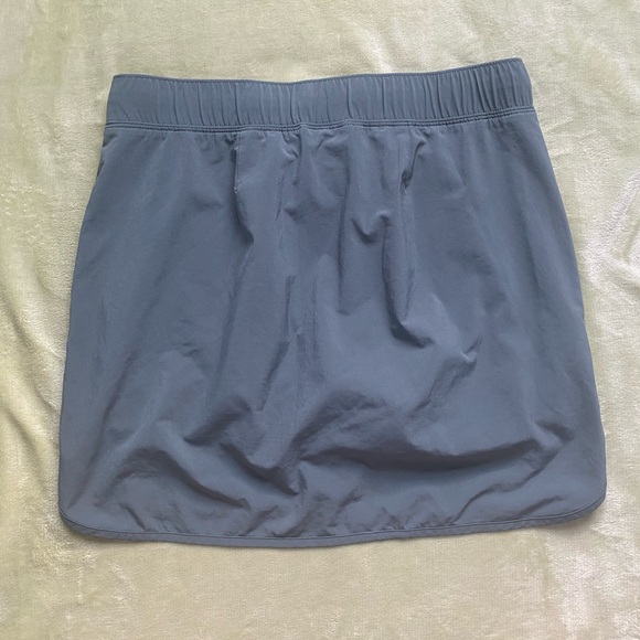 Athleta Pull-On Skort, Size Small - Picture 2 of 6